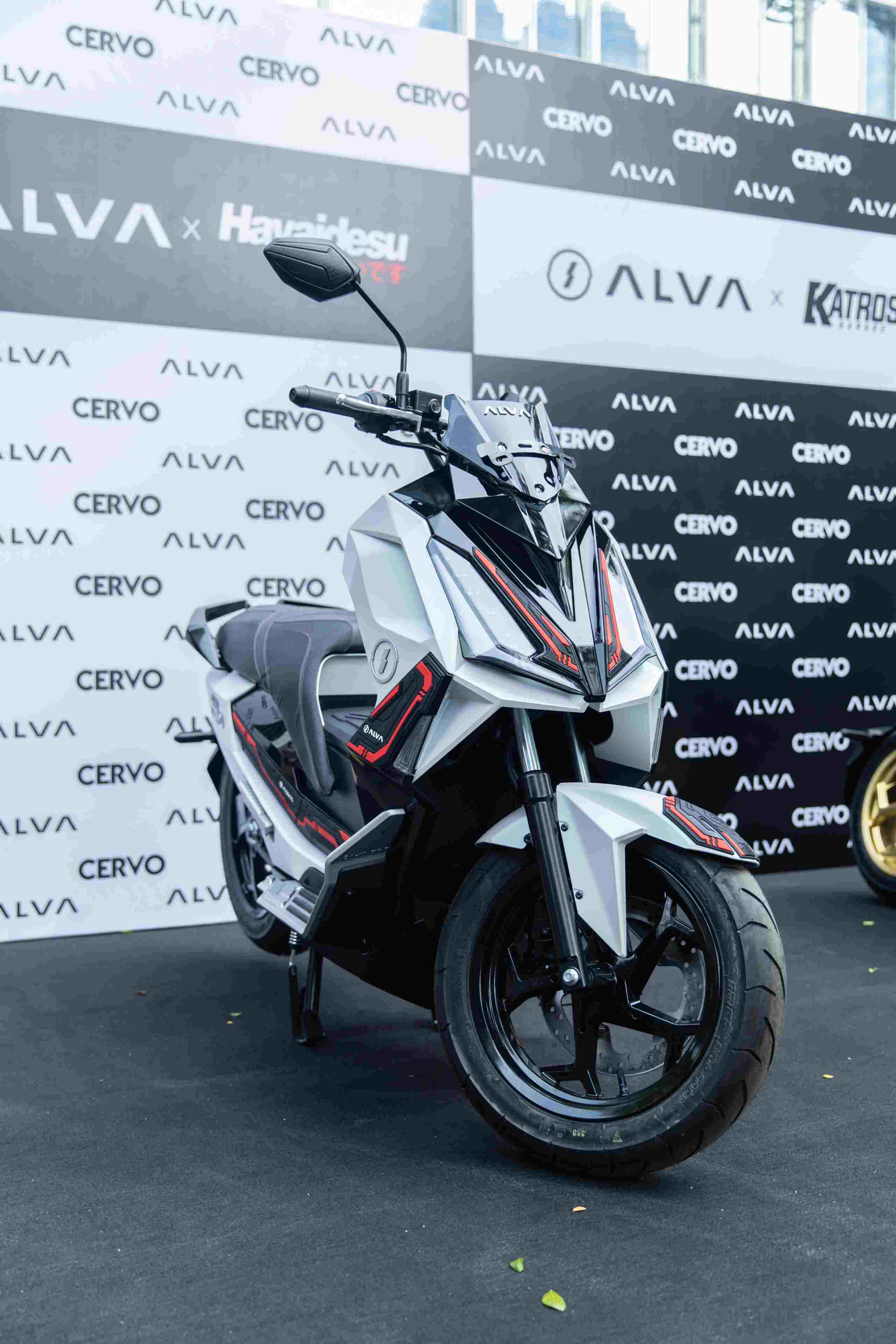 motor listrik tercepat
