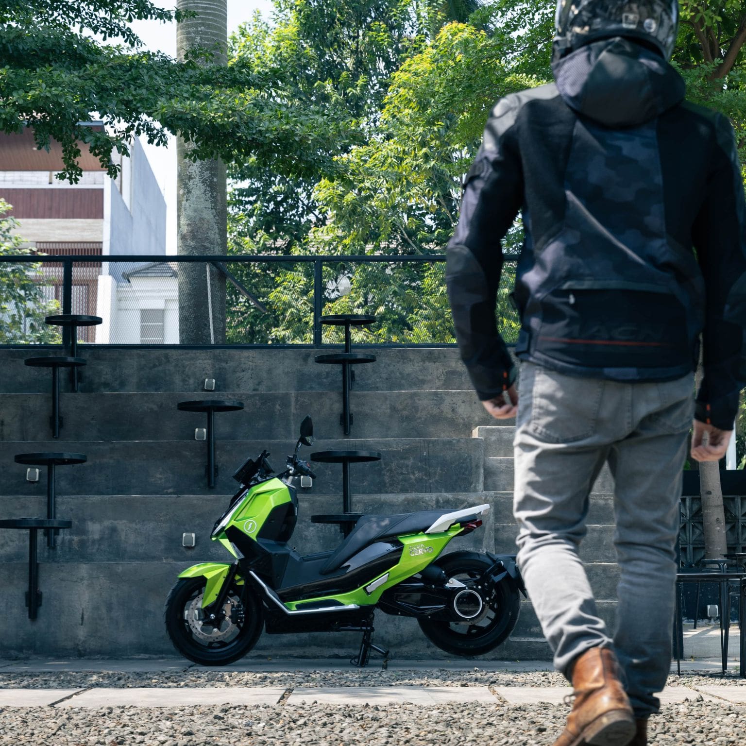 harga baterai motor listrik