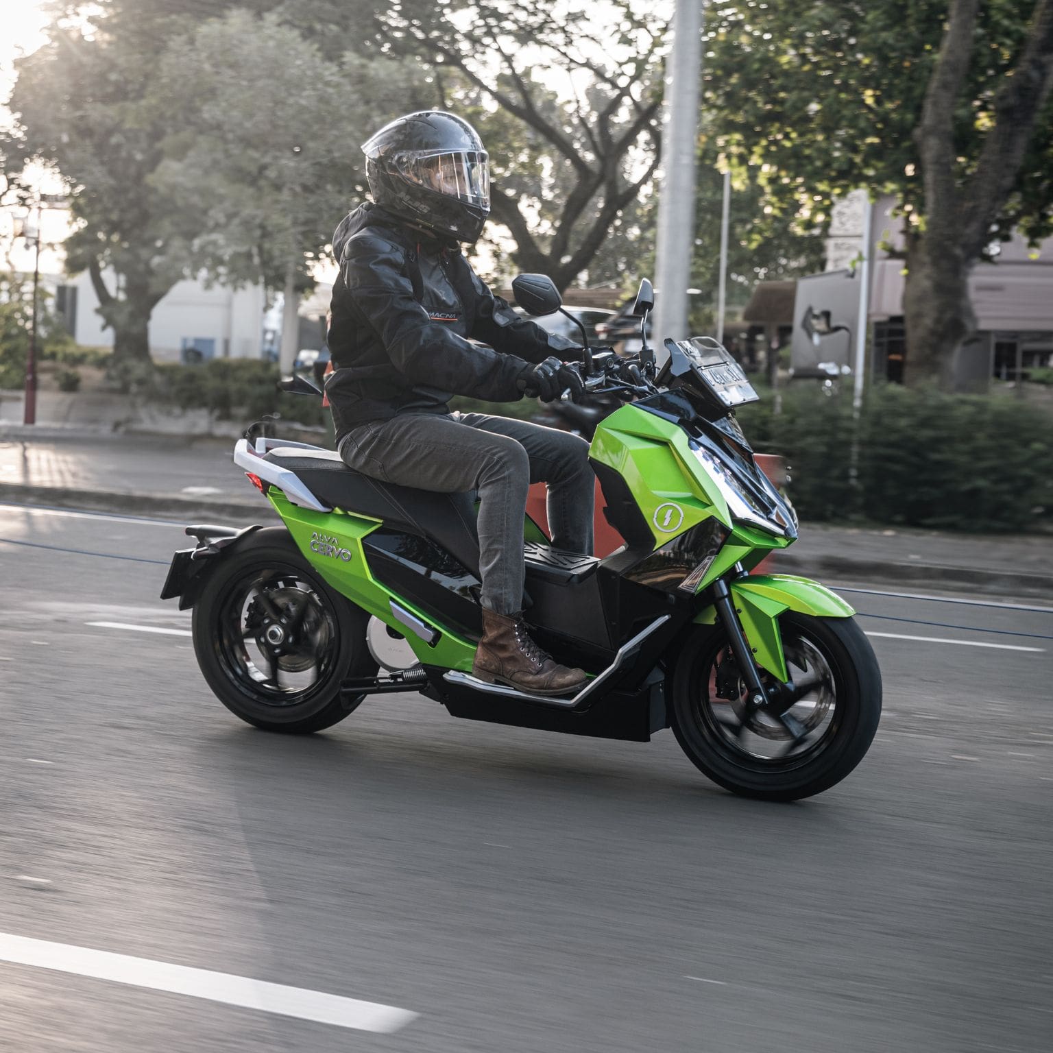 kredit motor listrik