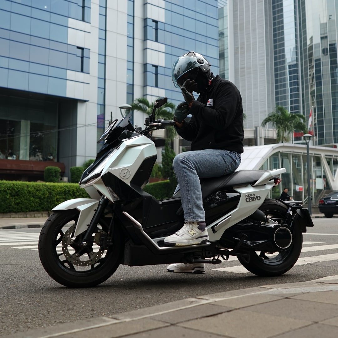 Motor Listrik ALVA: Riding Asyik dan Tenang Tanpa Polusi Suara