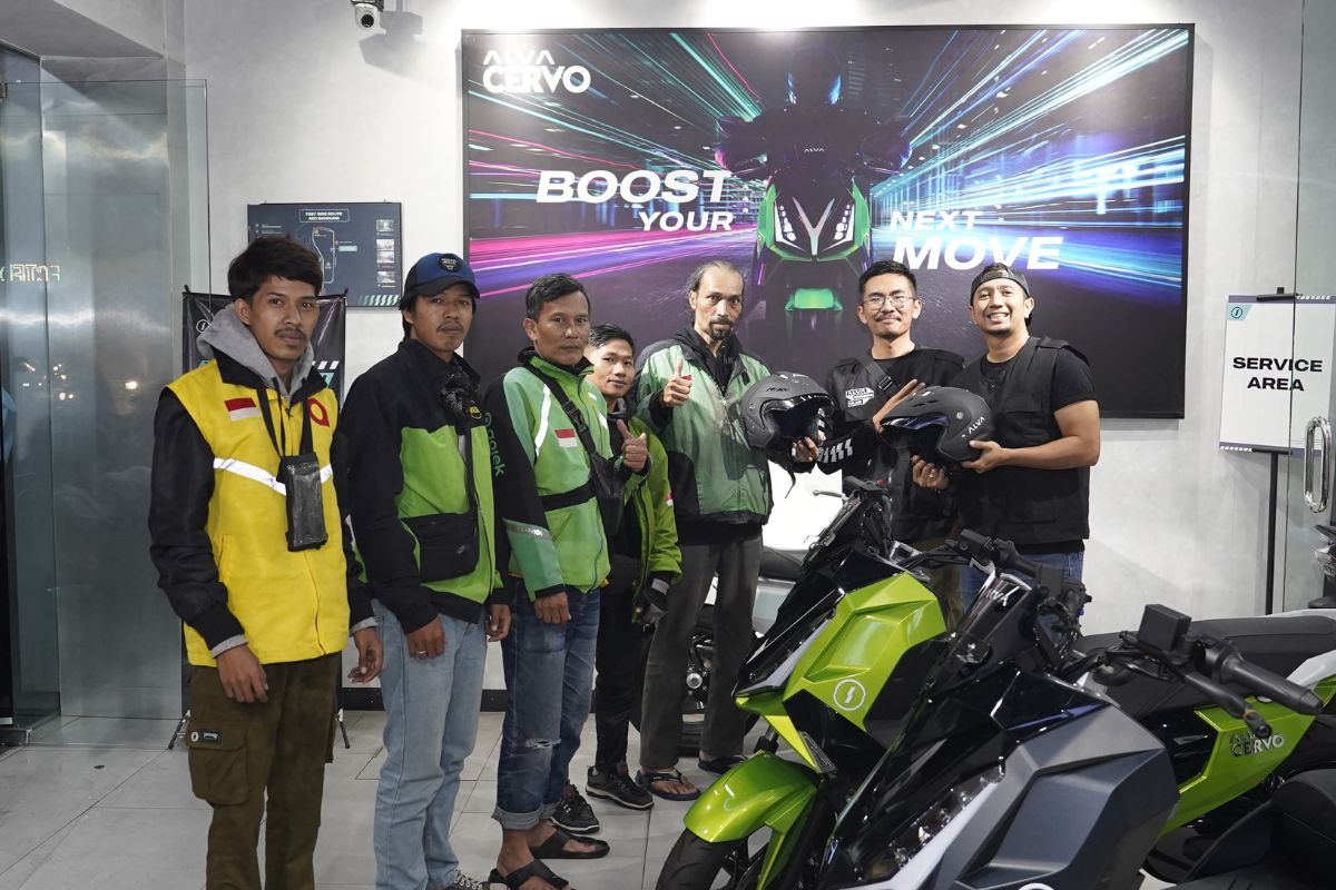 Ngabuburit dengan Berbagi Helm hingga Test Ride bersama ALVA!
