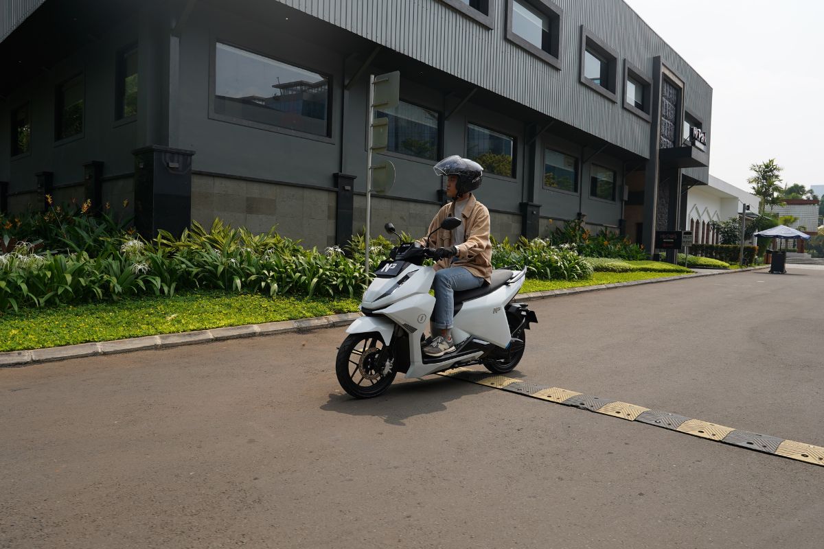 Cari Tahu Rahasia Dibalik Harga Motor Listrik Terjangkau pada N3!