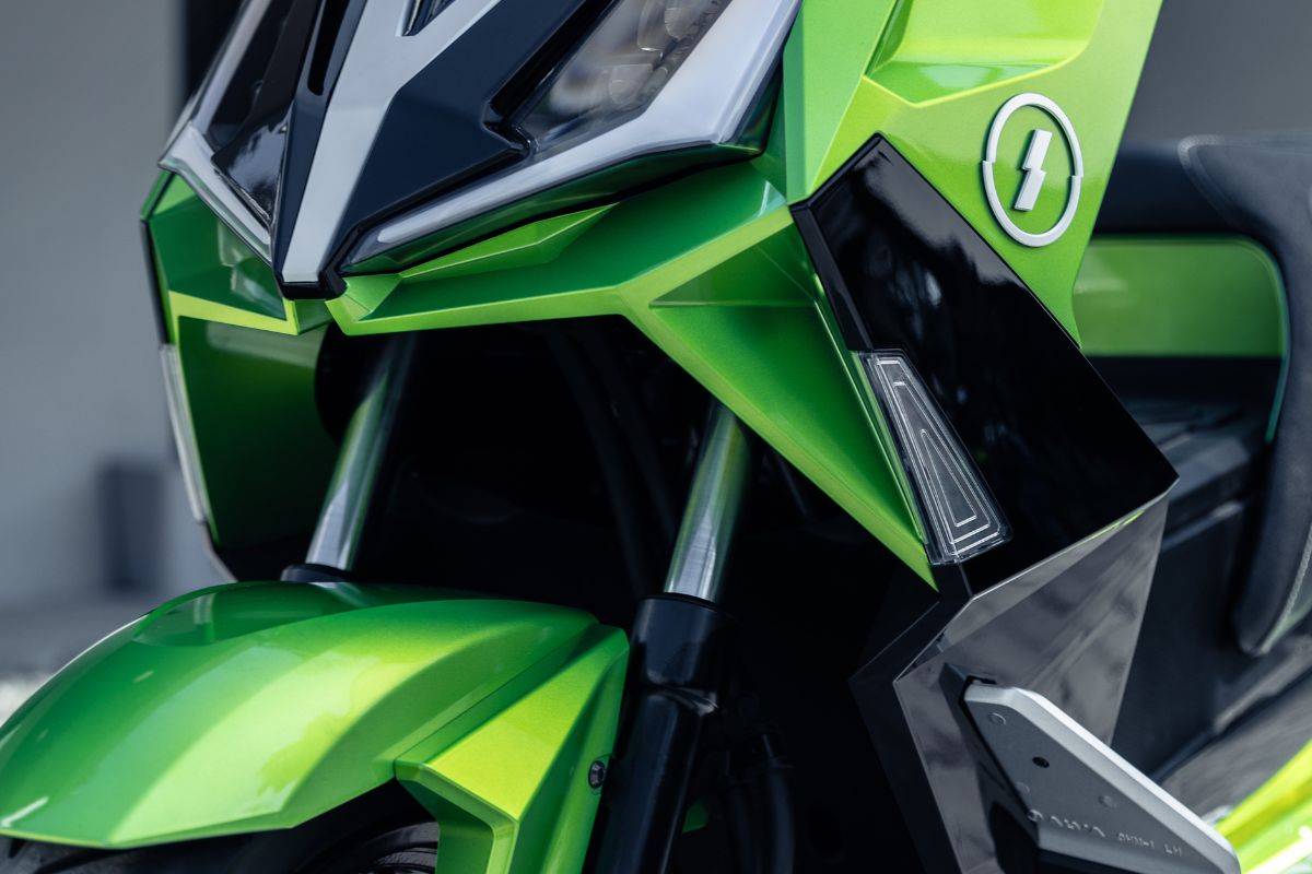 Motor Listrik Paling Bagus untuk Mobilitas Harian!