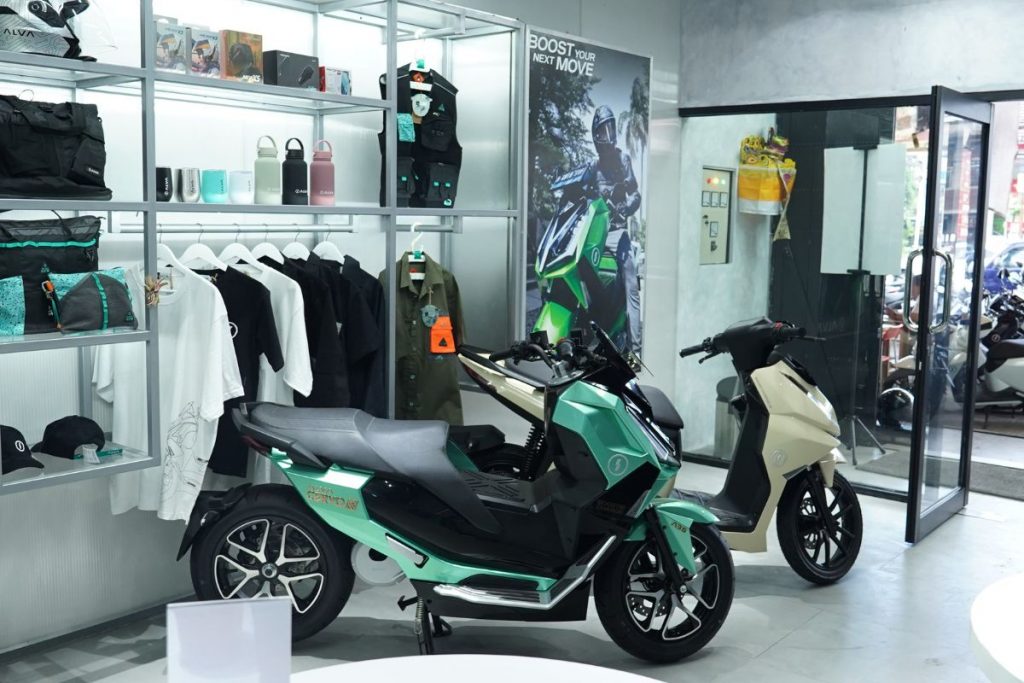 Motor listrik custom