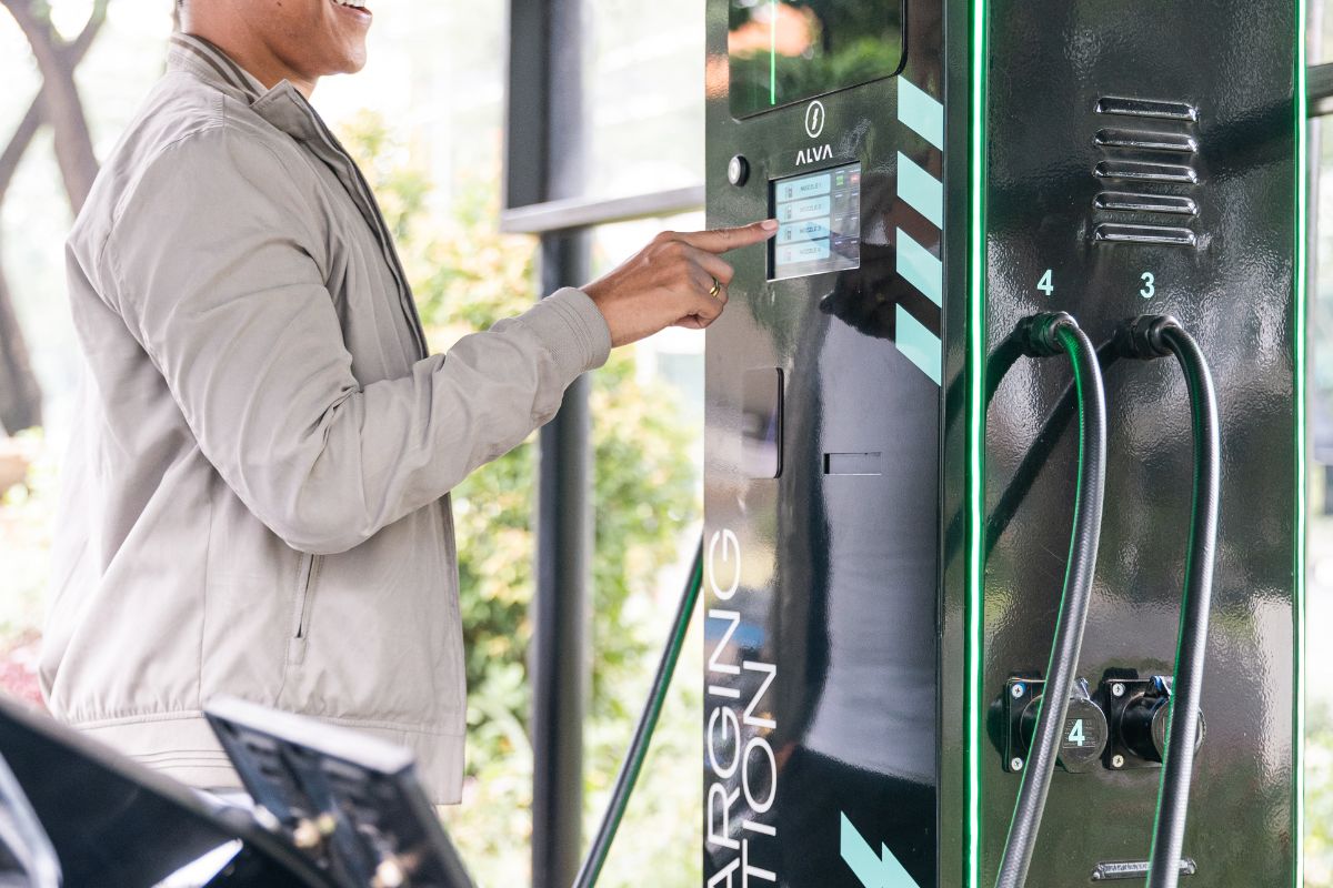 Ketahui Lokasi Charging Station Jakarta Milik ALVA