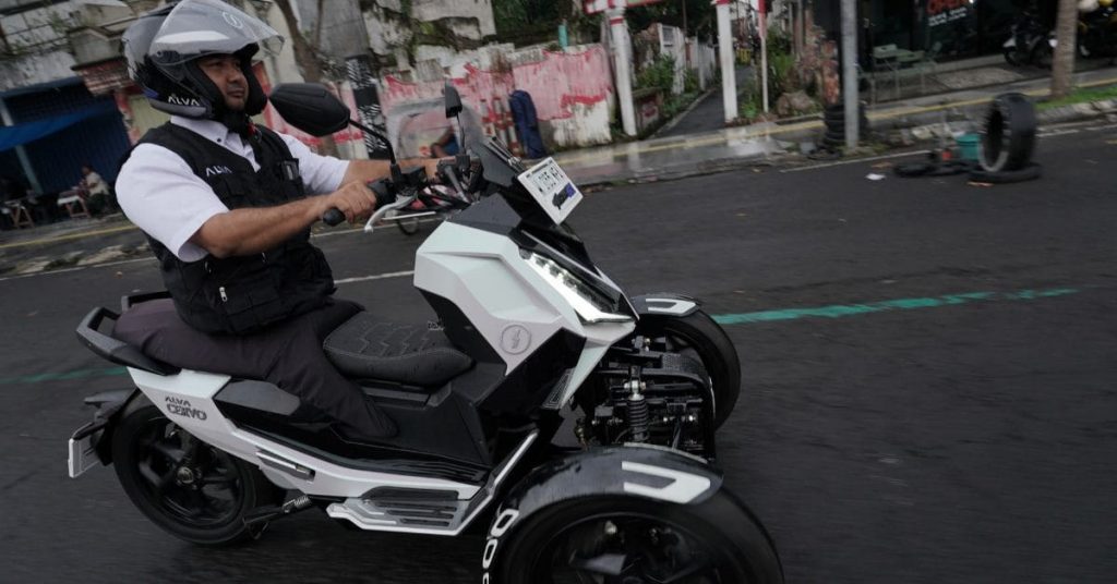 Sepeda Listrik Roda 3